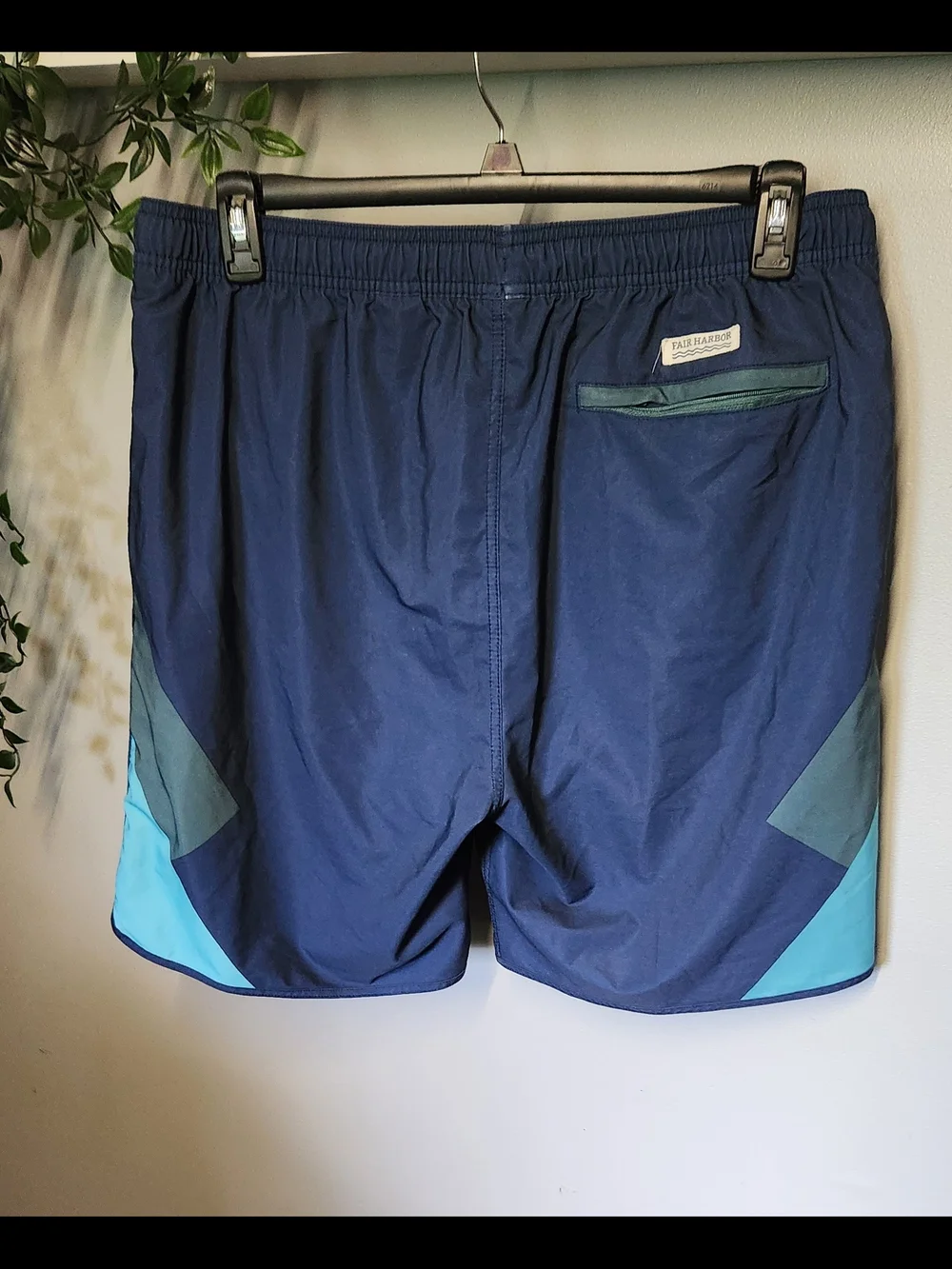 Fair Harbor Navy Blue Men's Swim Trunks with Teal Accent XXL